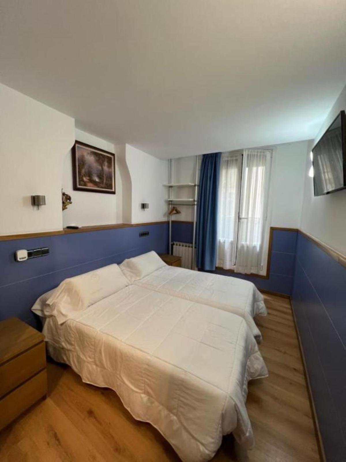 Twin Room Extra Bed,1540845118:JPEG